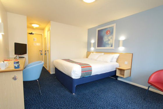 Travelodge Northampton Upton Way 客房 照片